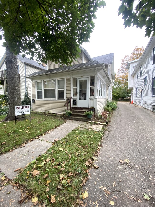 Photo - 218 Bingham St Unit A