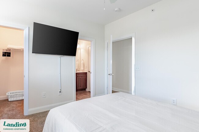 Photo - 2118 Silvercrest Dr Unit 2058F