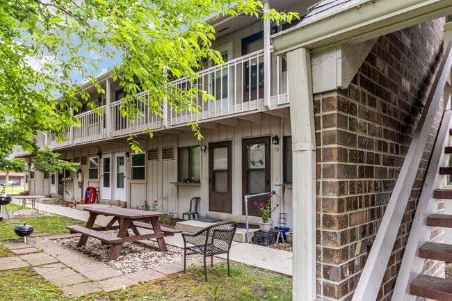 Photo - 3515 E Tesch Ave Unit 17