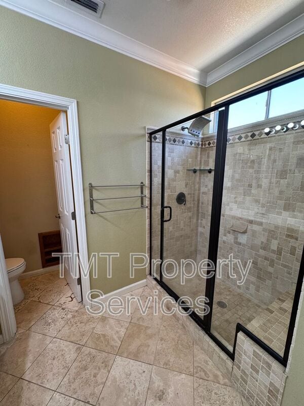 Photo - 301 Brimfield Ct