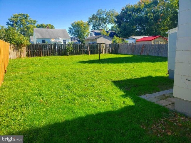 Photo - 171 W Deen Ave