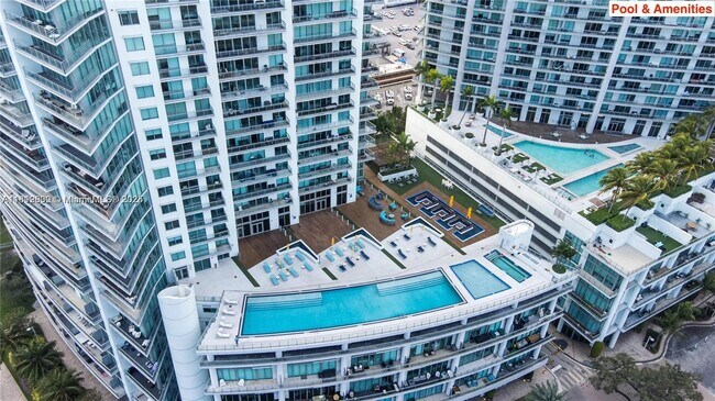 Photo - 92 SW 3rd St