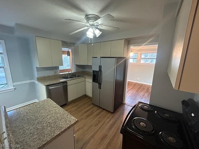 Photo - 14305 Washington Blvd