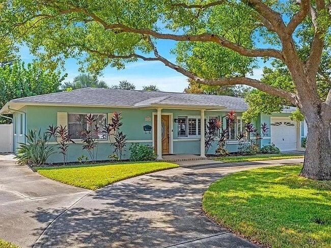 Building Photo - 4126 25th Ave N Rental