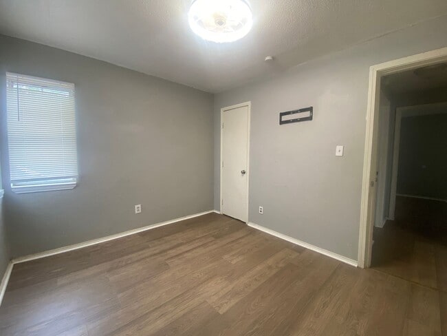 Photo - Great economical 2 bed 1 bath rental now available in Arnet Benson