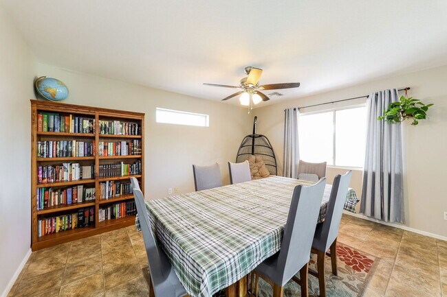 Photo - 5945 N 73rd Dr