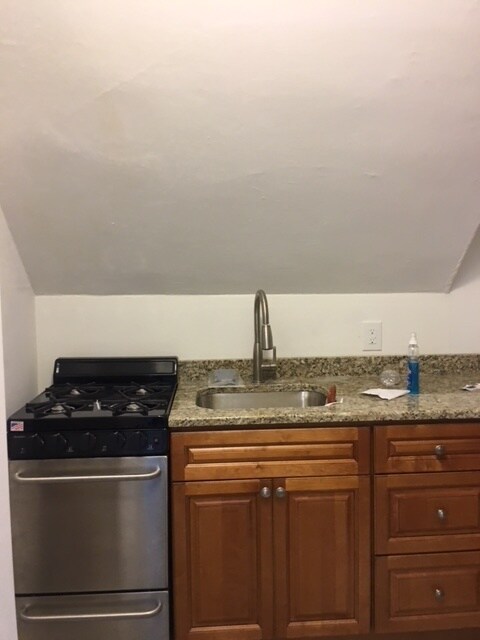 Photo - 349 Thayer St Apartment Unit 3