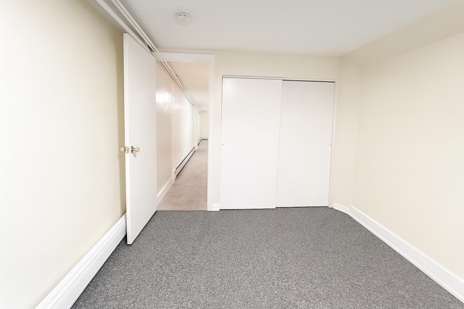 Photo - 1101 43rd St