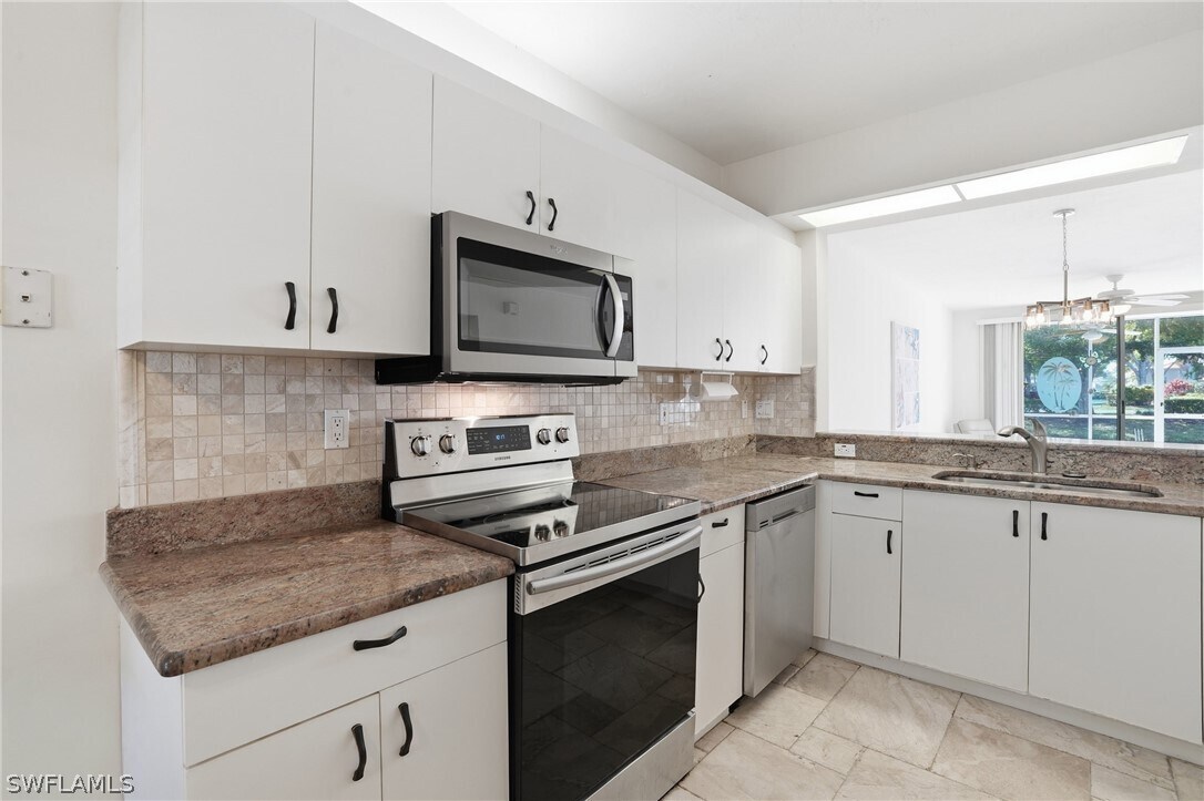 Photo - 2460 Old Groves Rd Unidad E102