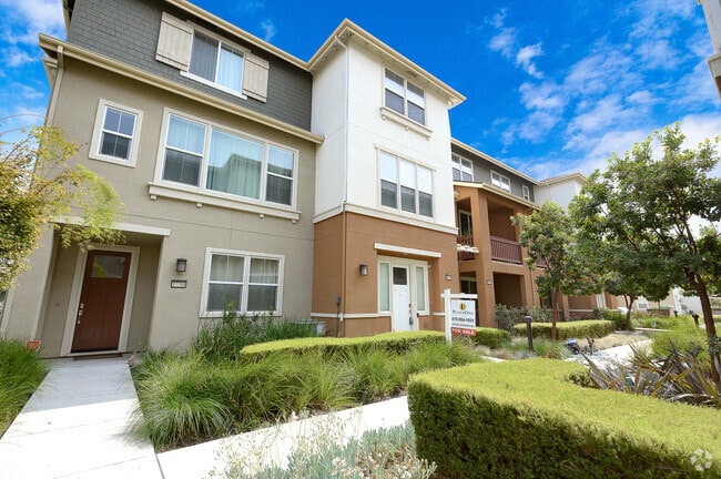 Building Photo - 37790 Taro Ter Rental