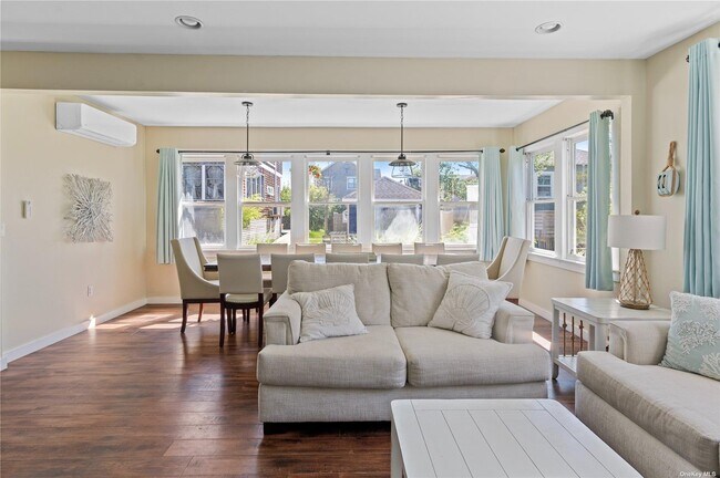 Photo - 180 Cottage Walk