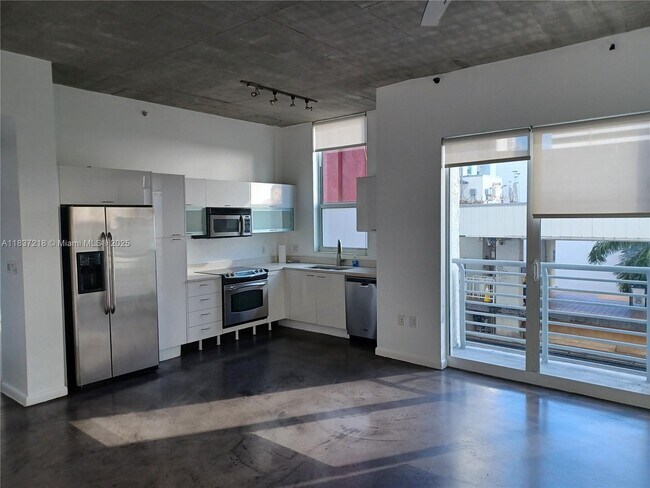 Photo - 133 NE 2nd Ave Unit 412