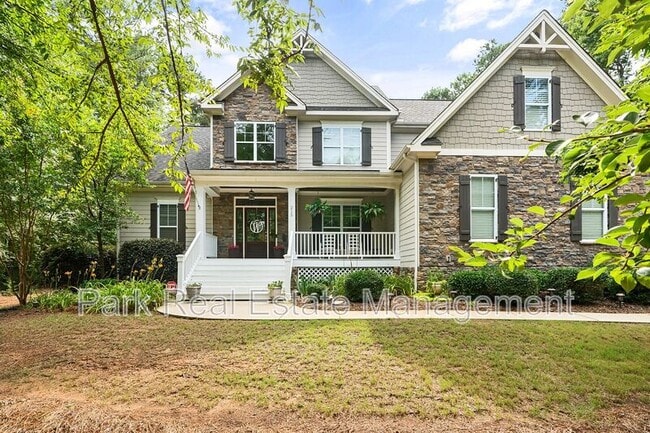 Building Photo - 215 Harrison Pond Dr