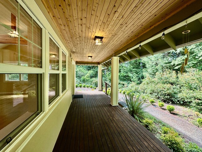 Luxury finishes throughout this craftsman ... - Luxury finishes throughout this craftsman ... House