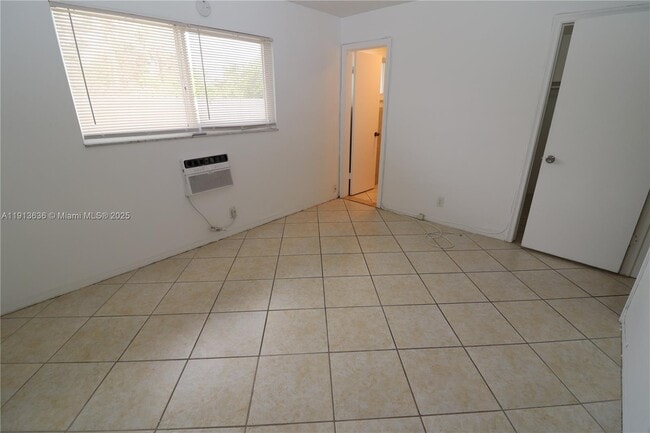 Photo - 59 NW 37th St Apartment Unit 3