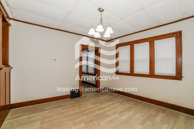 Photo - 1125 W McClure Ave