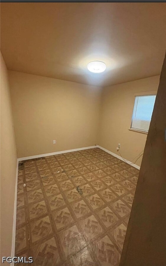 Photo - 227 Maria St