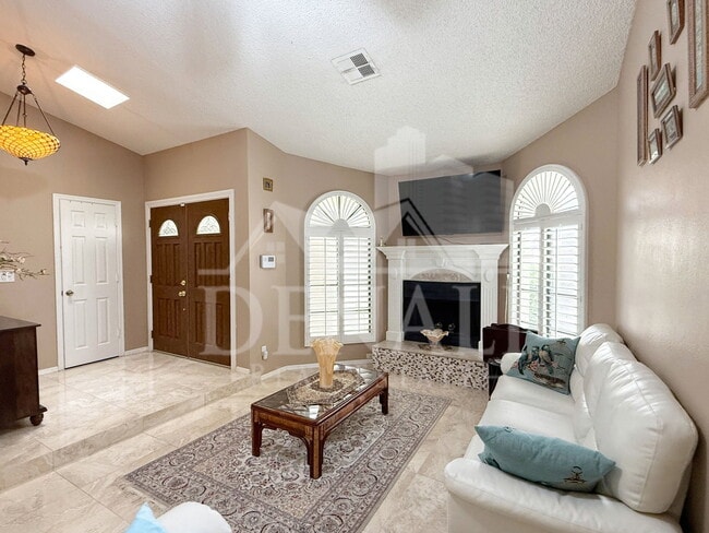 11011 N 92nd St Unit 1011