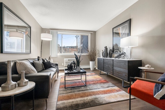 Uptown Square Apartments