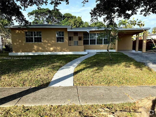 Building Photo - 12850 NE Miami Ct Rental