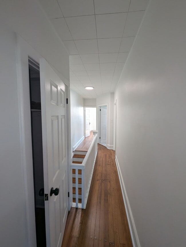 Photo - Charming updated 3 bedroom 1 bath Home in ...