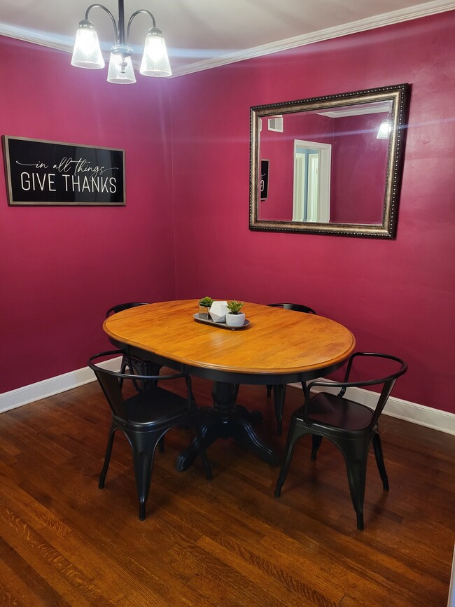 Photo - 3586 Walnut Grove Rd