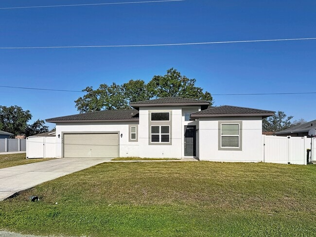 Building Photo - 1843 Manitoba Ct