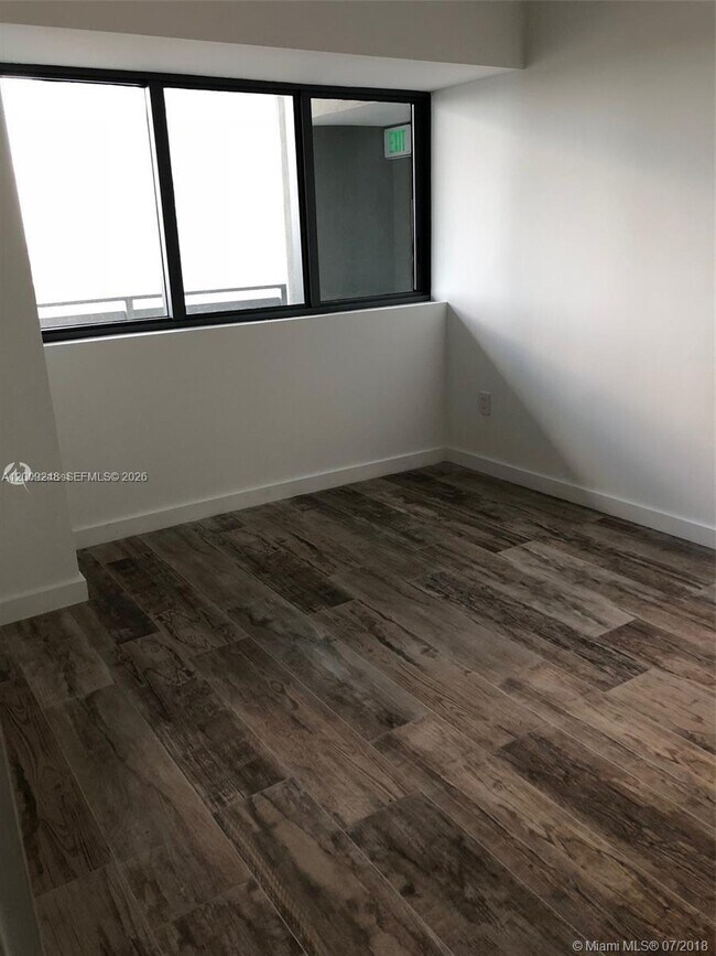 Photo - 650 NE 32nd St Unit 4005