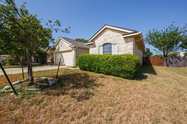 Photo - 807 Deercreek Ln