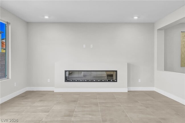 Building Photo - 6360 Pipers Brk Ln