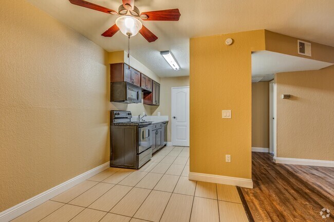 2 BR, 2 BA (Winthrop) - 960 SF - Sky Court Harbors at The Lakes Apartments