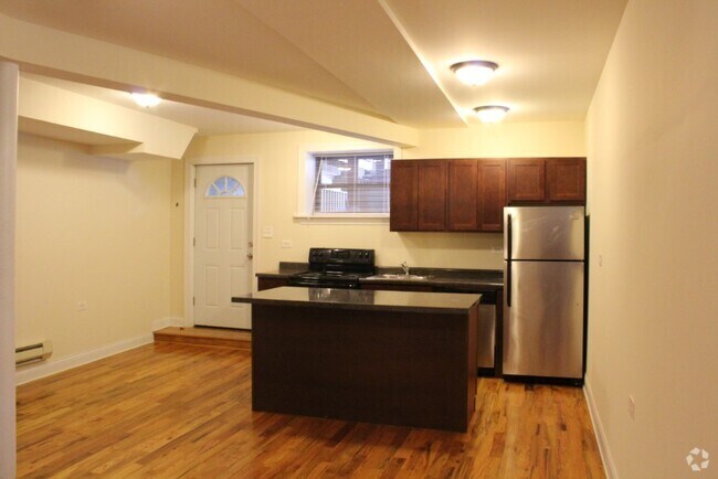 Building Photo - 1115 W Oakdale Ave Unit A1 Rental
