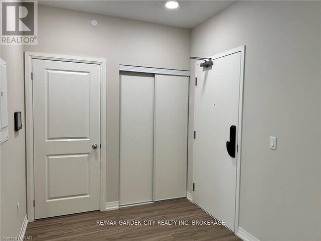 Photo - 50 Herrick Ave Unité 143