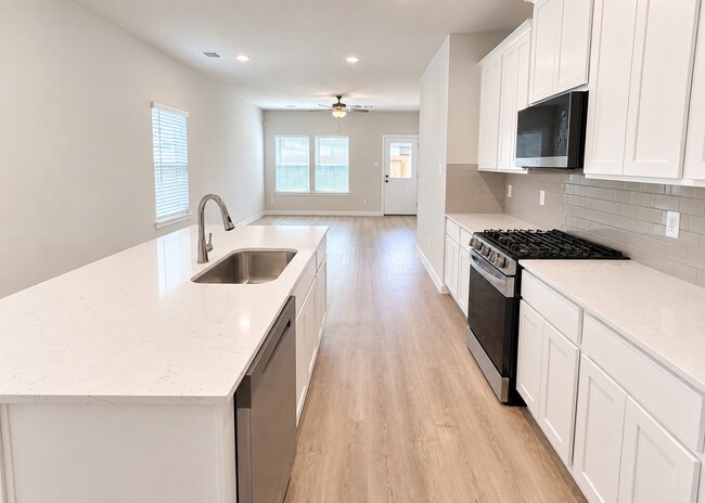 Photo - 4026 Bay Ct