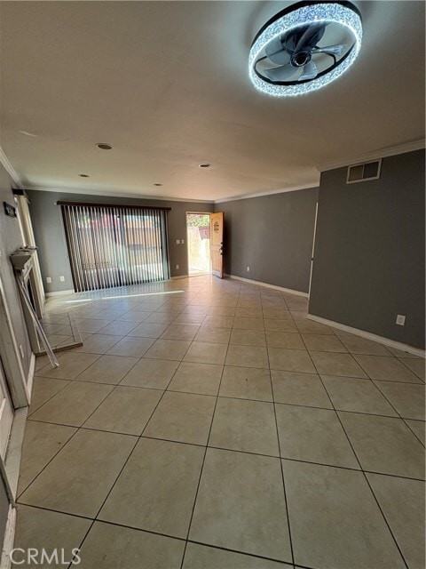 Photo - 1132 Cll Adra