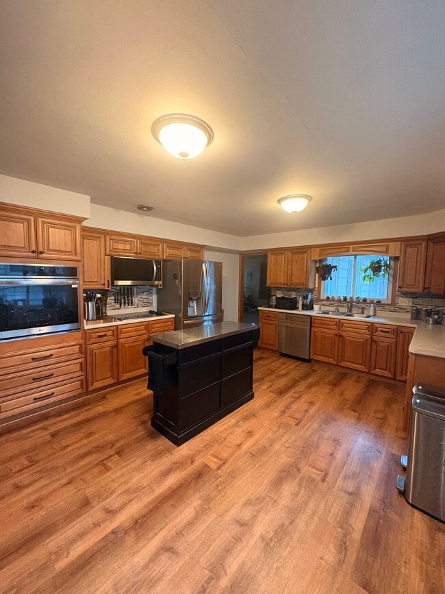 Photo - 1342 S 90th St