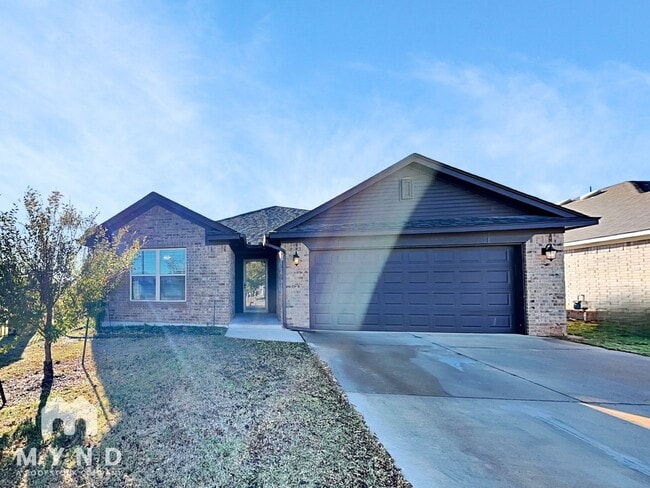 Building Photo - 10600 NW 20th St