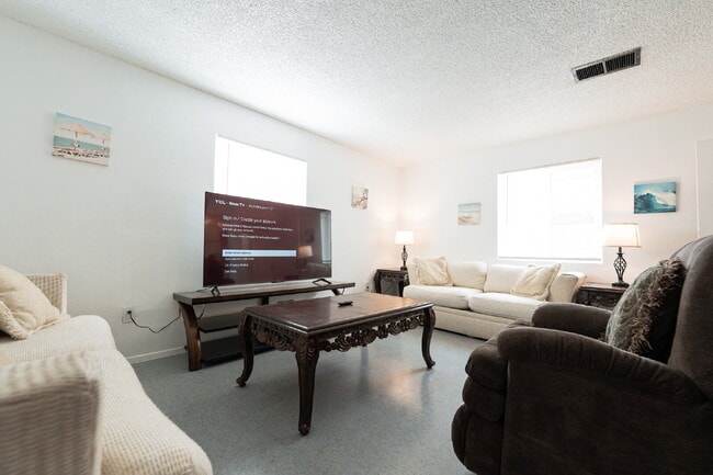 Photo - Stylish & Fully Furnished 2-Bedroom in the Heart of Farmington – Flexible Lease Terms! Unit 2