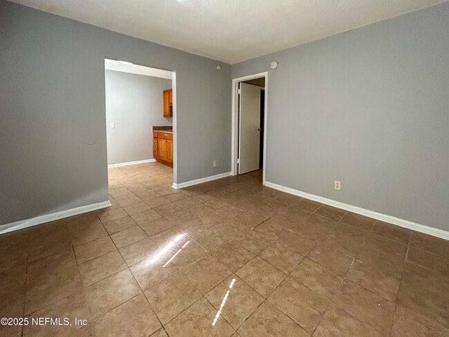 Photo - 1122 Woodruff Ave Apartamento Unidad 16