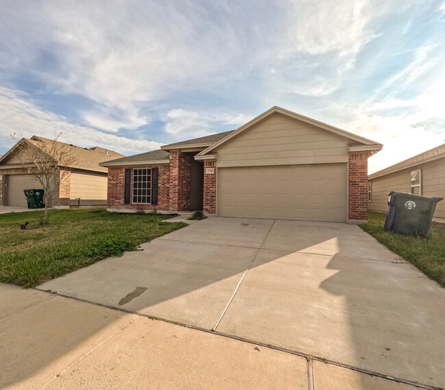 Photo - 7745 Corral Dr House