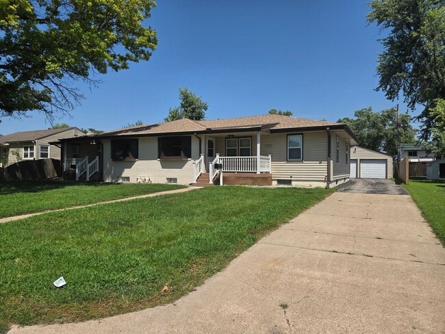 Photo - 3420/3422 Ave F