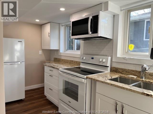 Photo - 3401 Roxborough Ave