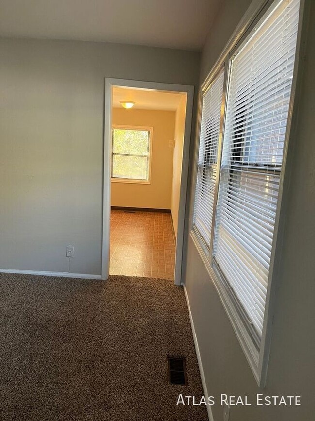 Photo - 2519 Wood Ave