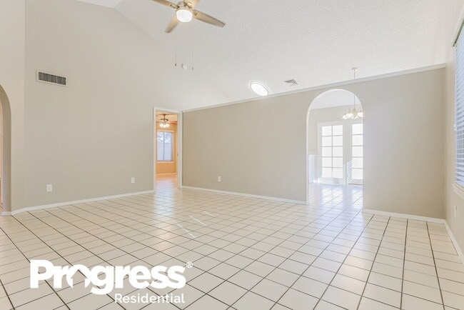 Photo - 1111 N 64th St