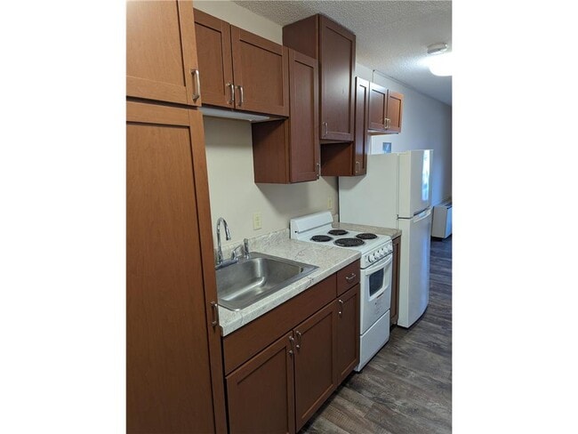 Photo - 200 S 4th St Unit 21