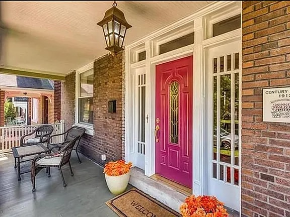 Photo - 5842 Pershing Ave