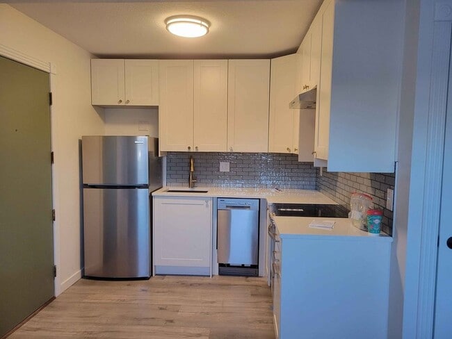 Building Photo - 409 4th St NE Unit 1 Rental