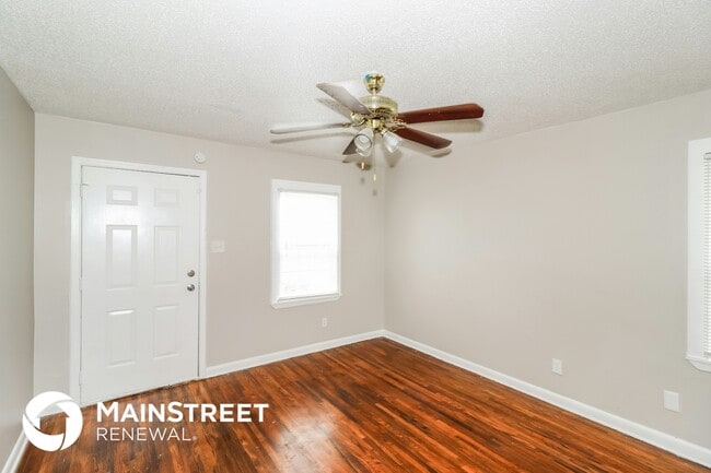 Photo - 2184 Cassie Ave