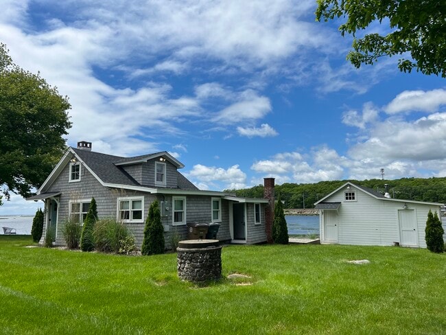 Photo - 61 Old Black Point Rd