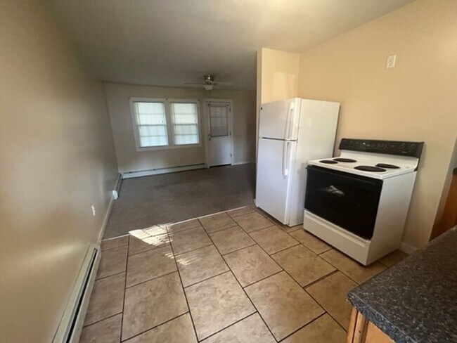 31 W Old Orchard Ave Unit 2